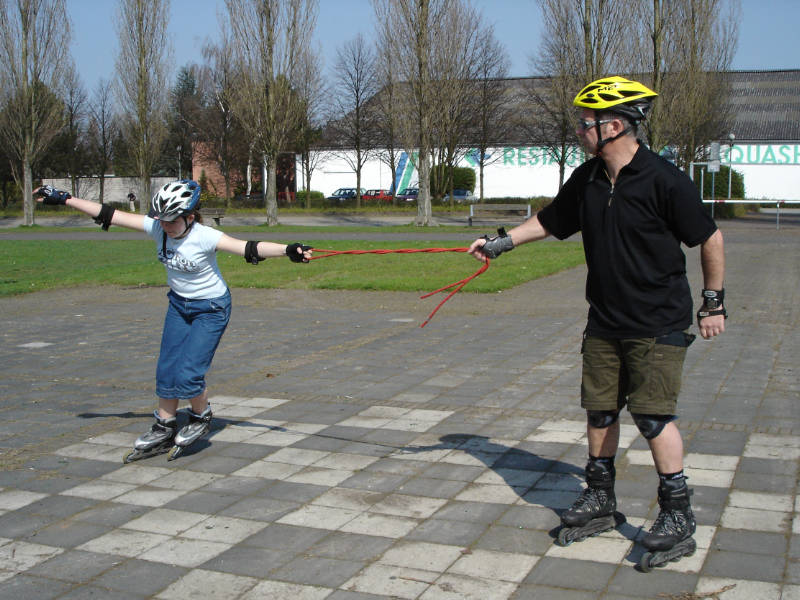 Kurven fahren auf Inlineskates